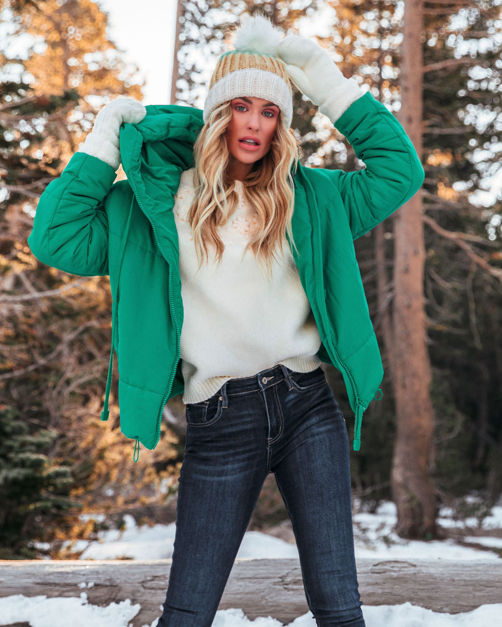 Stay Awhile Hooded Puffer Jacket - Kelly Green