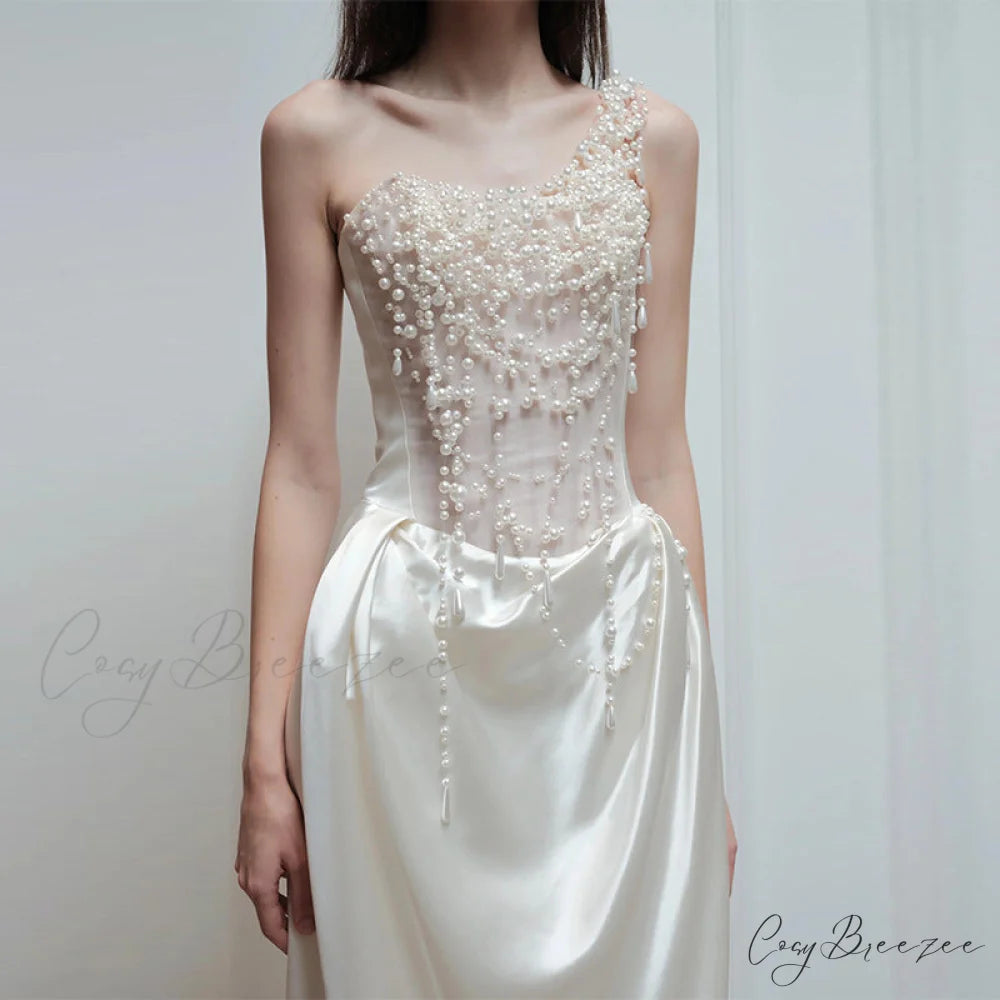 Strapless Satin Pearl Wedding Dress weddingdress-250223