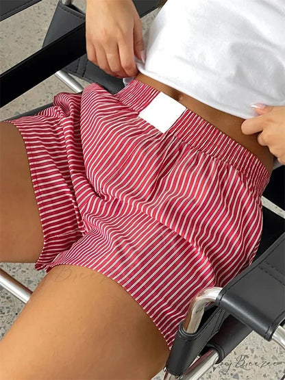 Stripe High Elastic Waist Shorts red / S short-250223