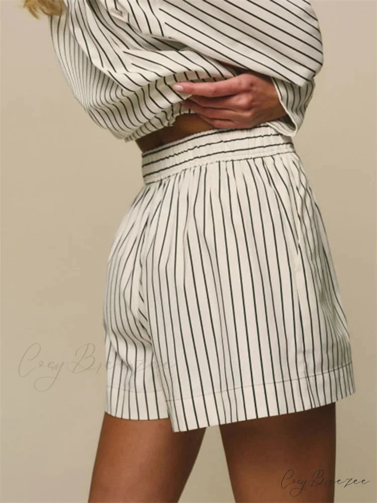 Striped Button Wide-Leg Shorts short-250223