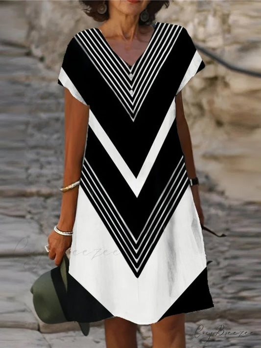Striped Print V Neck Short Sleeve Shift Dress - Black