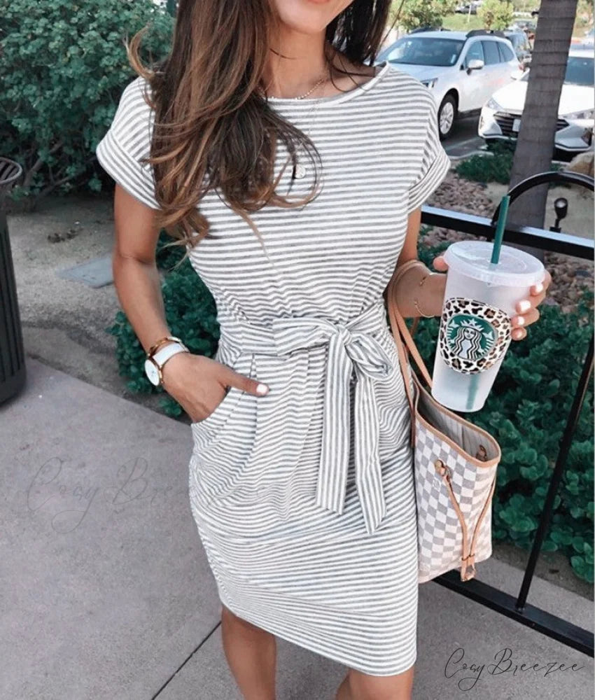Striped Short Sleeve T Shirt Dress with Tie Waist and Pockets M / Gray