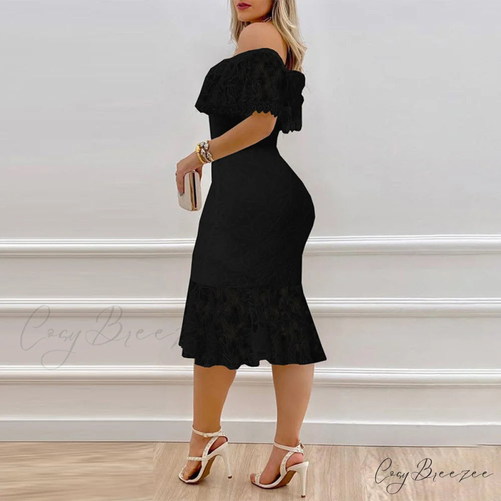Stunner In Stylish Lace Midi Dress