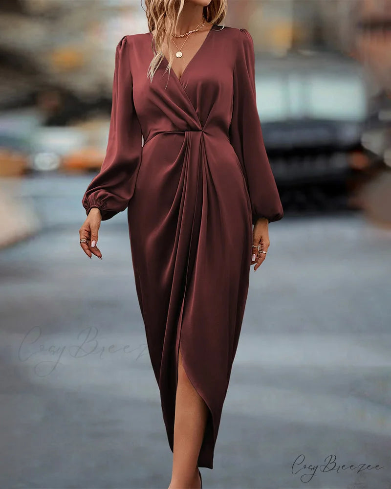 Stylish dress with lantern sleeves and v-neck Burgundy / S