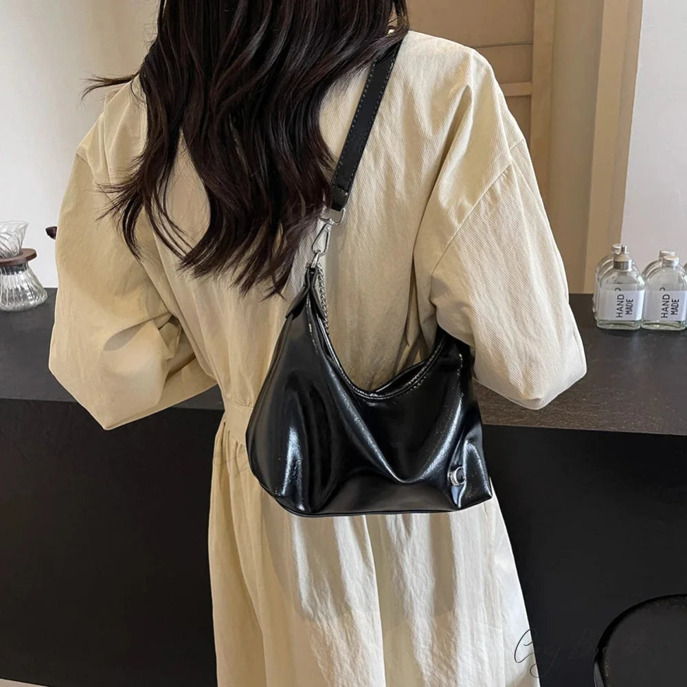 Stylish PU Crossbody Bag with Zipper shoulder-250126
