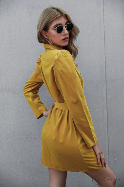 Suit collar dress with lace waist in candy colors