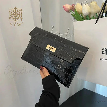Thin Envelope Crocodile Pattern Clutch Black wristlet-250126