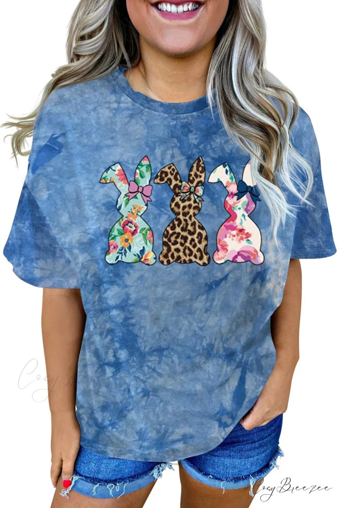 Tie-dye Rabbit Graphic with T-shirt Design Blue White / S