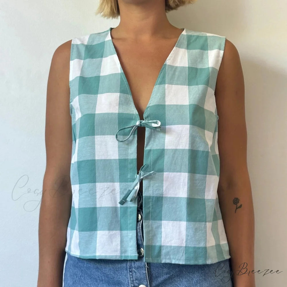 Tie Front V-Neck Crop Top green / S croptop-250223