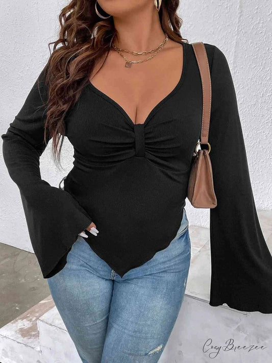 Top with Arm Plunge Flare Detail Black / 1XL