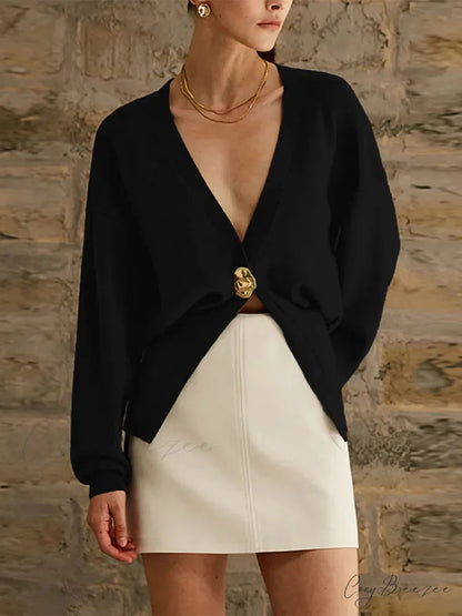 V-neck Button Slim Fit Cardigan Black / S cardigans-241228