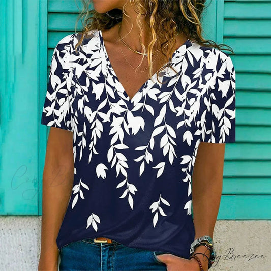 V-Neck Design Foliage T-Shirt Navy Blue / S