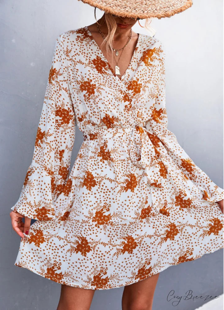 V-Neck Flared Sleeve Printed Strap Dress M / red