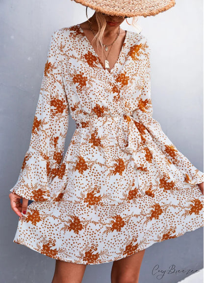 V-Neck Flared Sleeve Printed Strap Dress M / red
