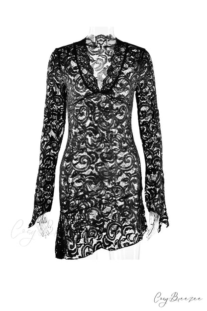V Neck Flares Sleeve Lace Dress Black / S
