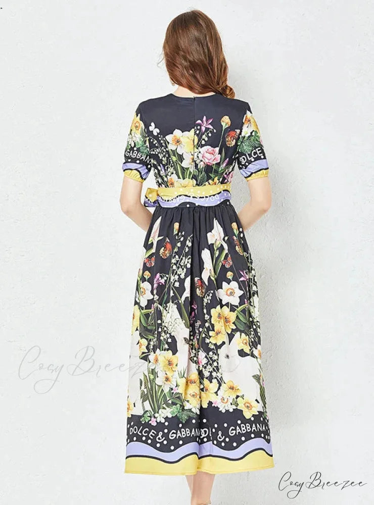 Vintage Short-Sleeve Printed Dress with Round Neck