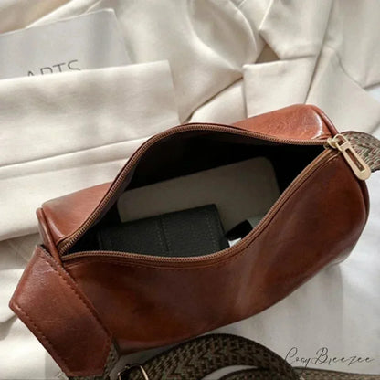 Vintage Wide Strap Crossbody Shoulder Bag shoulder-250126