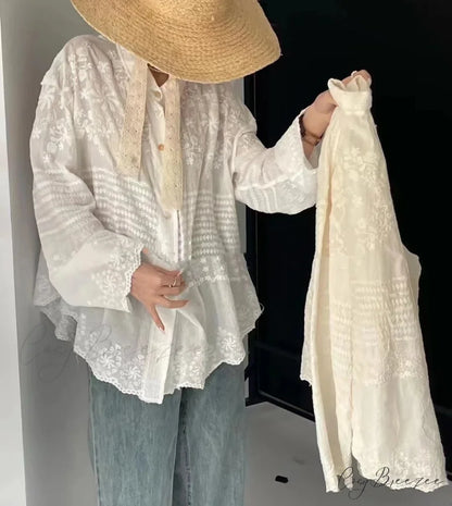White Cotton Embroidery Lace Long Sleeve Boho Blouse bohoblouse-250126