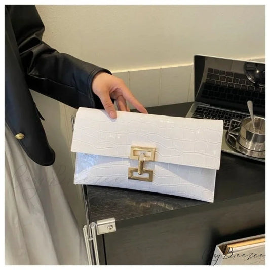 White Evening Banquet Clutch 29X16cm / WHITE wristlet-250126