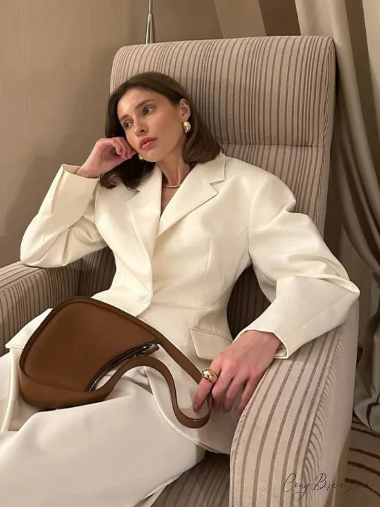 White Lapel Loose Full Sleeve Coat coats-241228