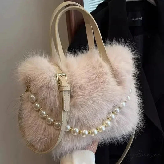 Winter Faux Fur Pearl Chain Crossbody Handbag handbag-250126