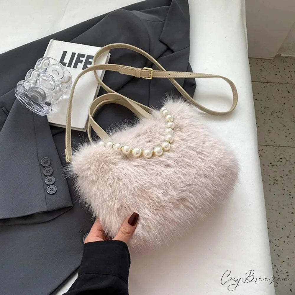 Winter Faux Fur Pearl Chain Crossbody Handbag Beige handbag-250126