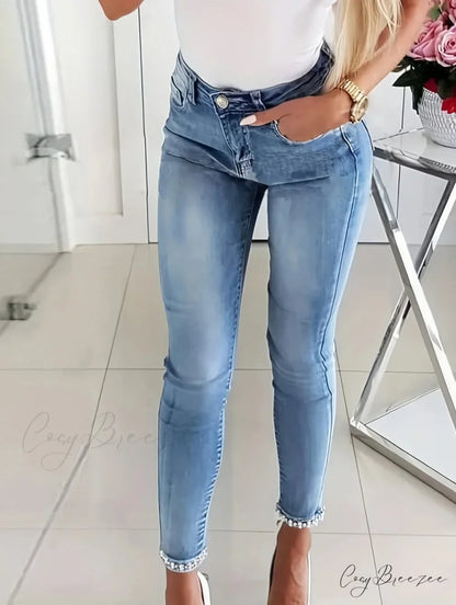 Women’s Blue High-Stretch Skinny with Faux Pearl Decor and Slim Fit - Stylish and Comfortable Denim Jean
